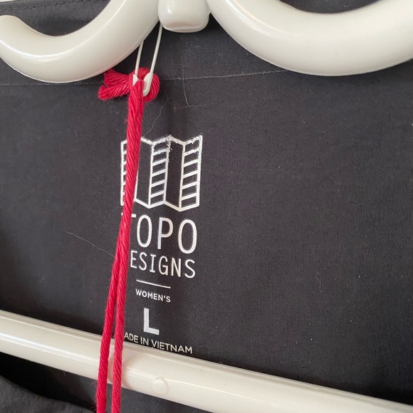 Topo designs global pullover - Size large, bnwt - Picture 4 of 5